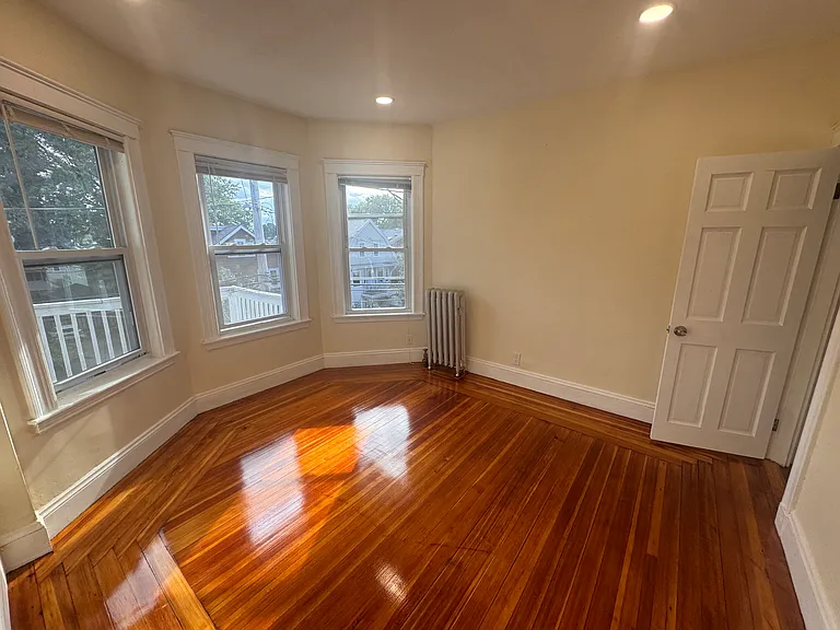43 Conwell Ave #2 — Photo 12