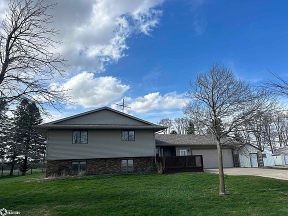 3rd image of 19537 580th St