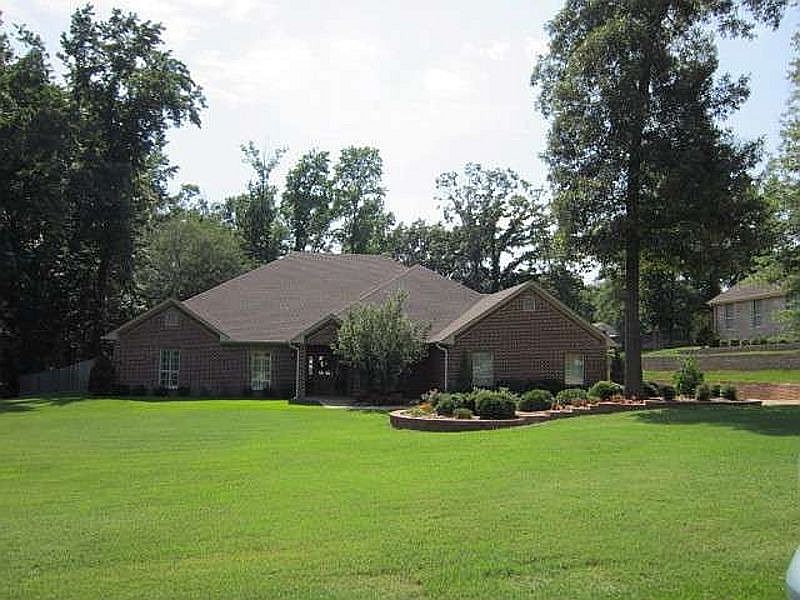 1st image of 17230 Westlake Cir