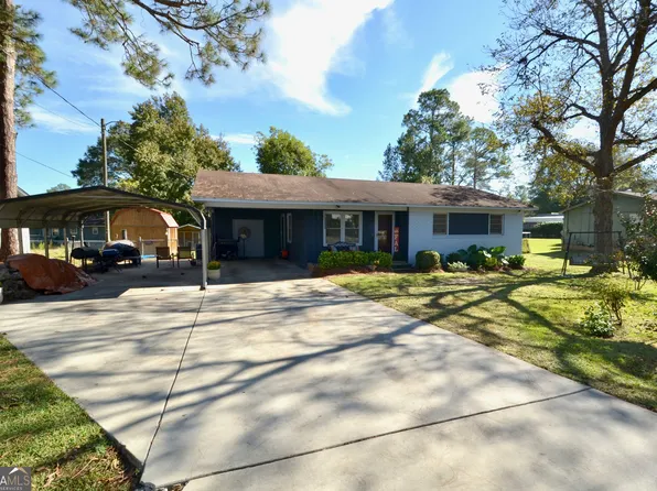 5616 Beulah Ave, Eastman, GA 31023