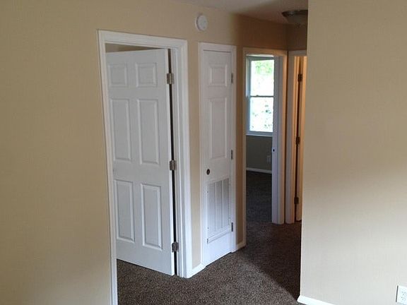 Hallway - Great spacious layout
