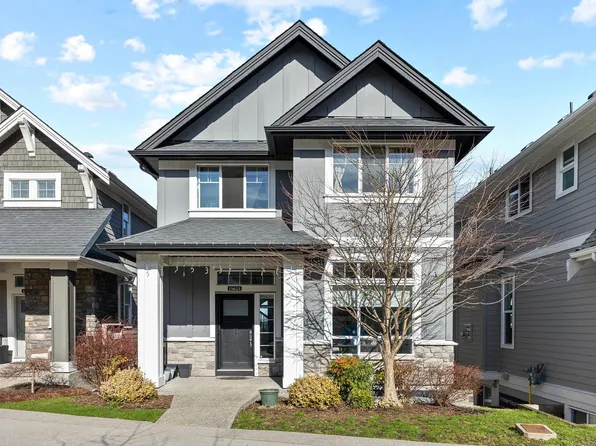 15825 Wills Brook Way, Surrey, BC V3Z 0N4