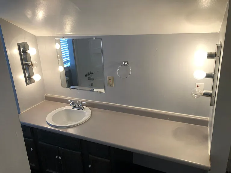 3533 S Spring Ave — Photo 15