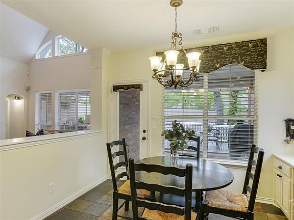 5th image of 2676 Pinehurst Dr