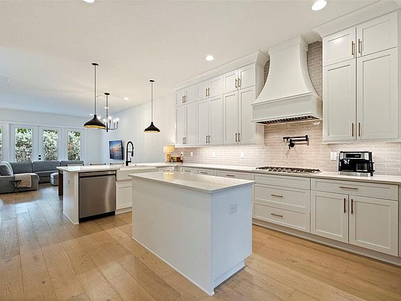 2nd image of 410 S HABANA AVENUE #1