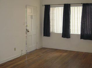 220 Morningside Dr SE, Albuquerque, NM 87108