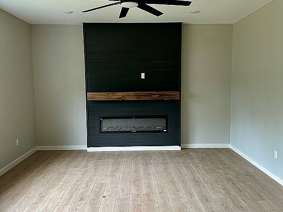 4th image of 104 Willowbrook Way