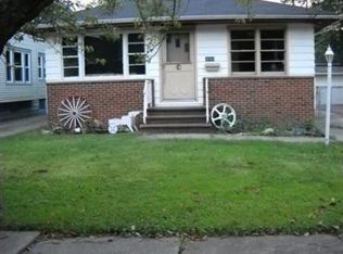 4050 E 44th St, Newburgh Heights, OH 44105