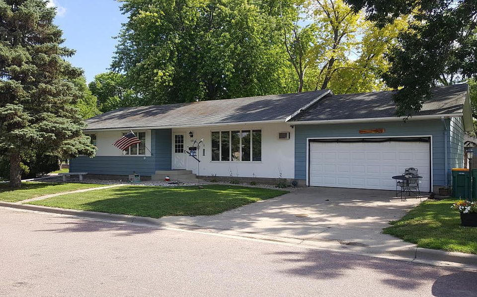 1st image of 540 Eastvold Ave