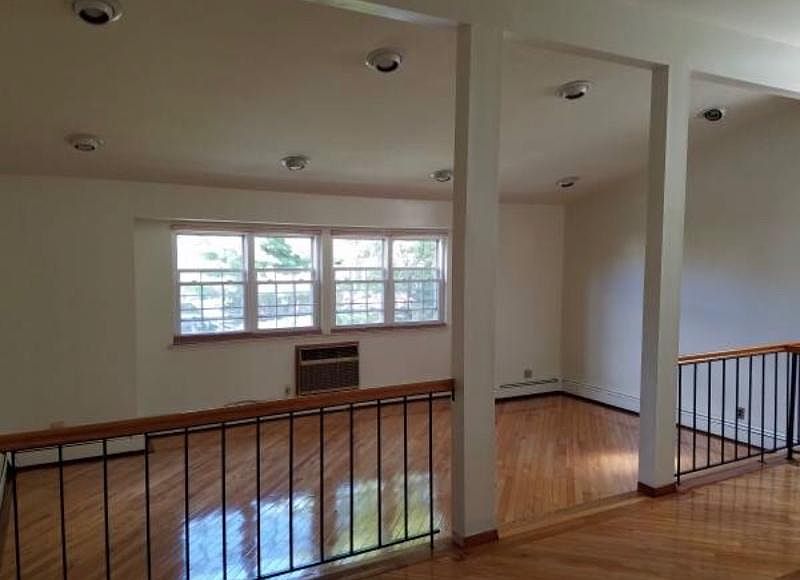 2nd image of 12126 Keel Ct Fl 2nd