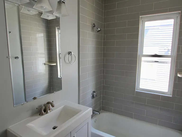 109 Pleasant St #2 — Photo 5