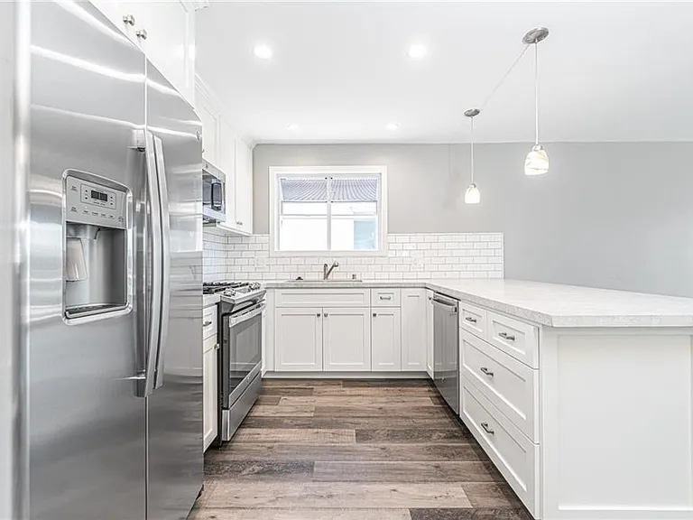1808 W Balboa Blvd #B — Photo 2