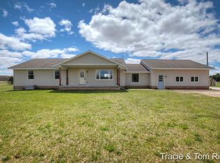 19731 W Yankee Rd, Howard City, MI 49329