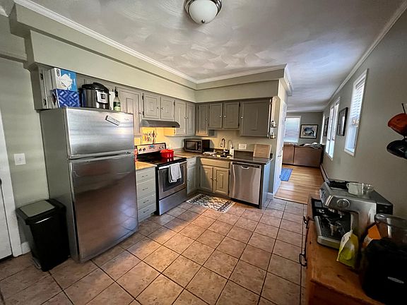 2nd image of 265 Atwells Ave APT 8