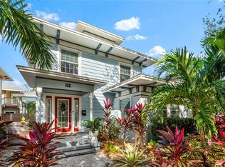 151 18th Ave NE, Saint Petersburg, FL 33704