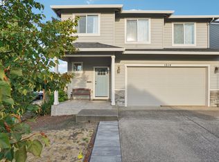 1214 S 11th Pl, Cornelius, OR 97113