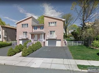 411 Center St #A, Fort Lee, NJ 07024