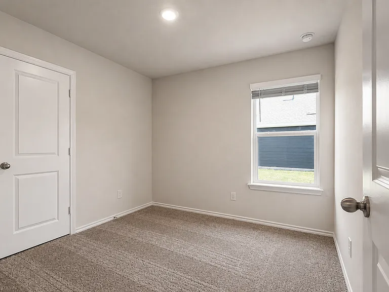 2913 Serenity Ln — Photo 13