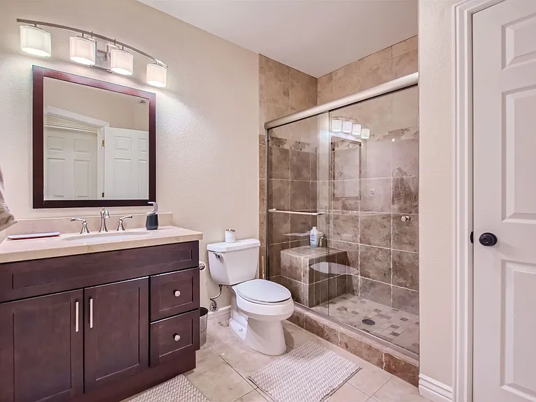817 Mount Evans Ct — Photo 21