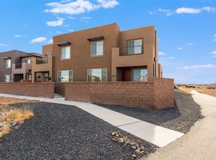 5238 Gold Hill Ln, Santa Fe, NM 87507