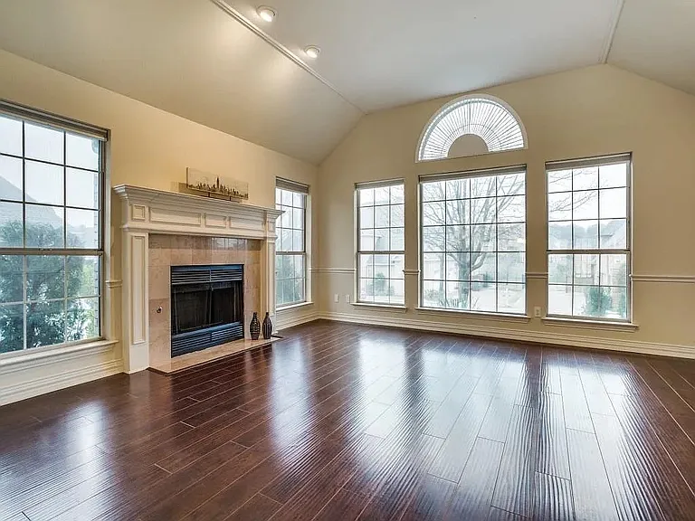 63 Remington Dr W — Photo 20