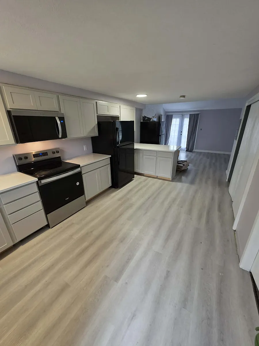 Building Photo - Juniper Ln