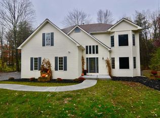 25 Dunning Rd, Ballston Spa, NY 12020