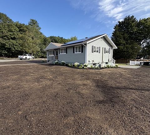 2nd image of 41 Hathaway Ave