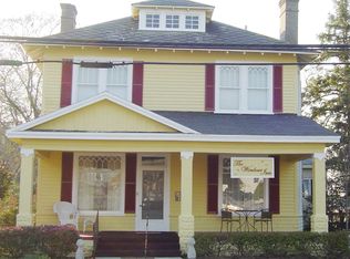 206 S 4th Ave, Mc Rae, GA 31055