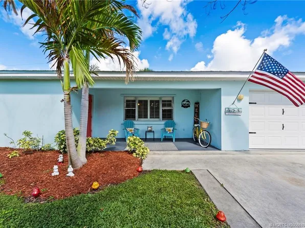 3389 NE Linda Dr, Jensen Beach, FL 34957