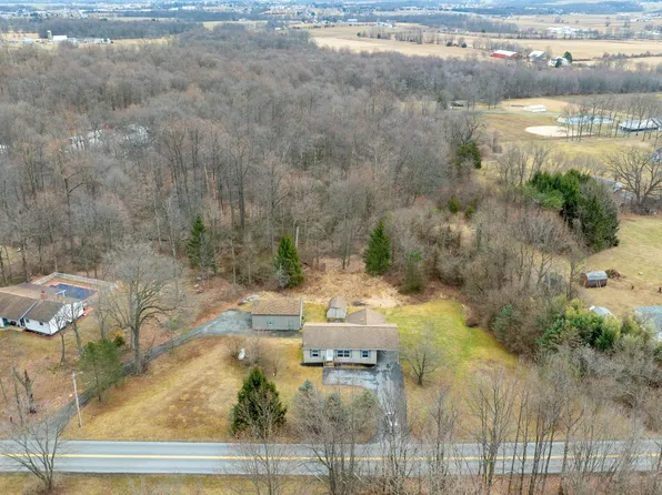 945 Mount Zion Rd, Narvon, PA 17555
