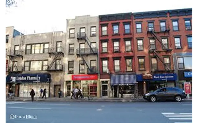 Rented by Douglas Elliman | media 7