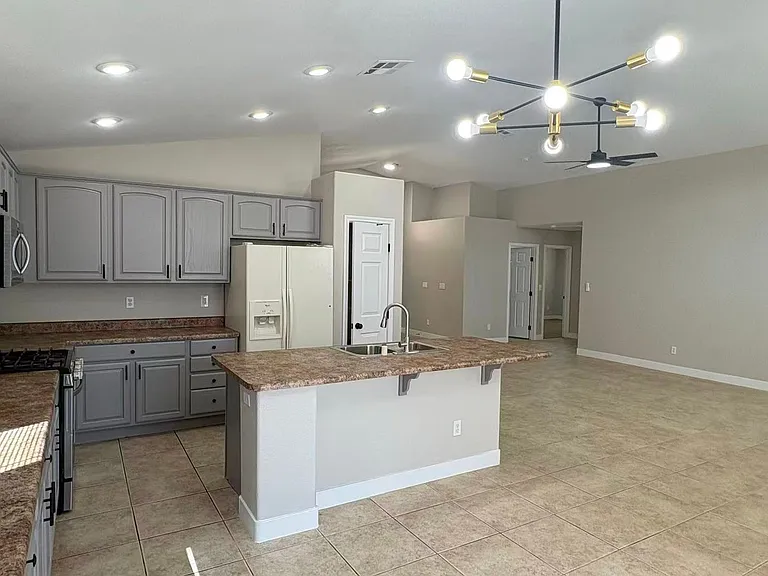 5914 Creekside Sands Ln — Photo 8
