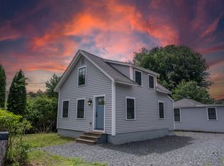 18 Burnt Mill Rd, Wells, ME 04090