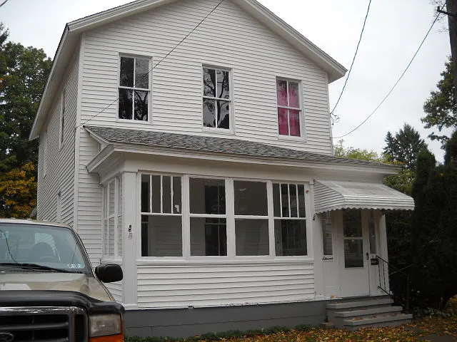11 4th Ave photo 1