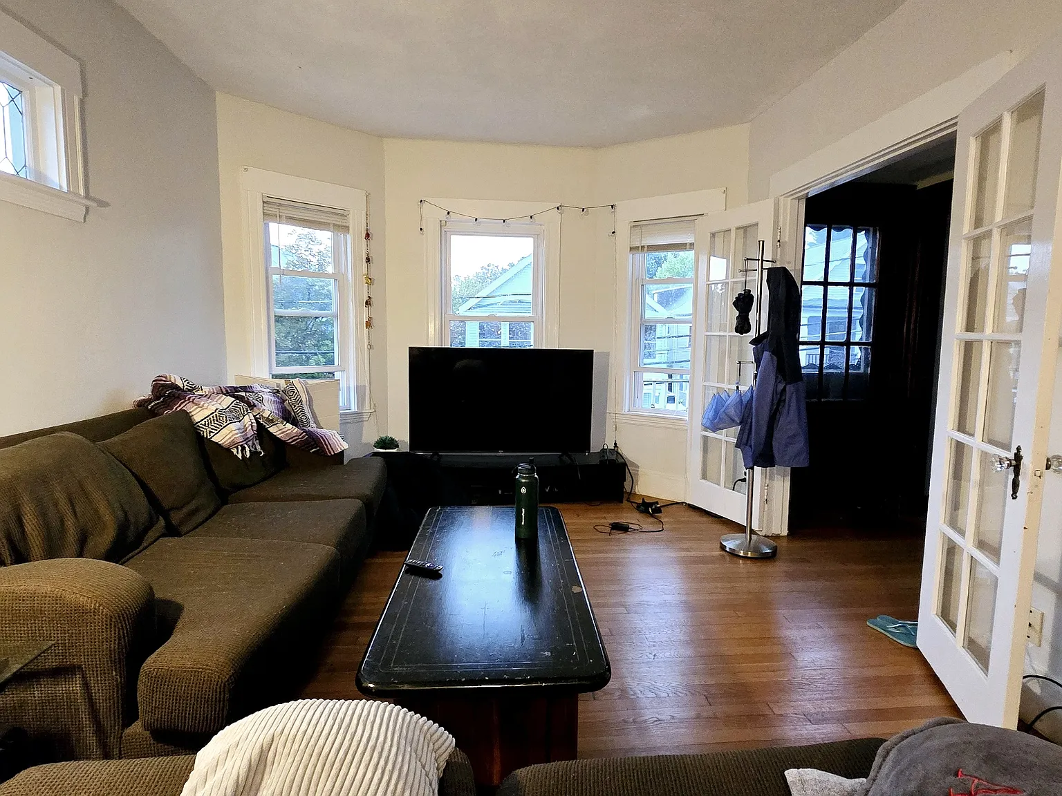 5 bed, 1.5 bath, $6,750 — Photo 4