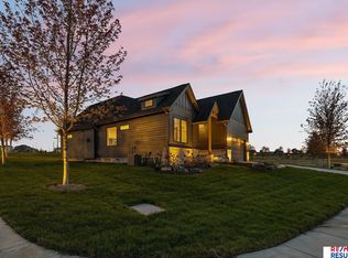 20101 W St, Omaha, NE 68135