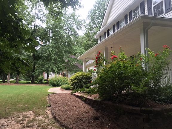 2nd image of 170 Dorsett Dr
