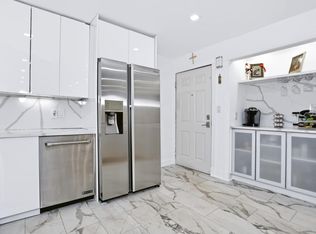 1519 Faulkner Ct, Mahwah, NJ 07430
