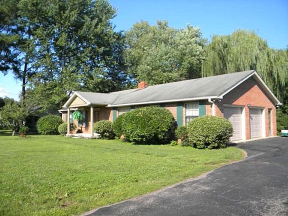 2nd image of 1216 Lipscomb Dr