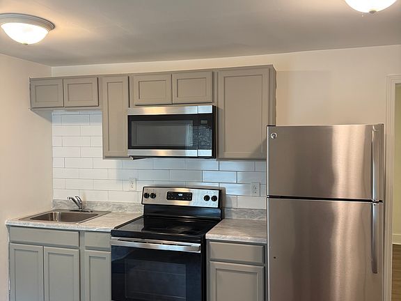 3rd image of 1931 Joseph E Boone Blvd NW #15