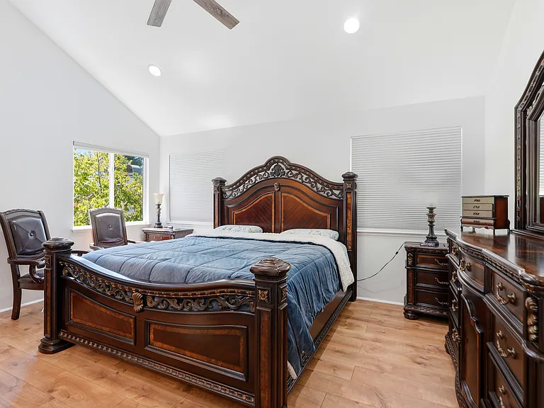 231 Paseo Bernal — Photo 18