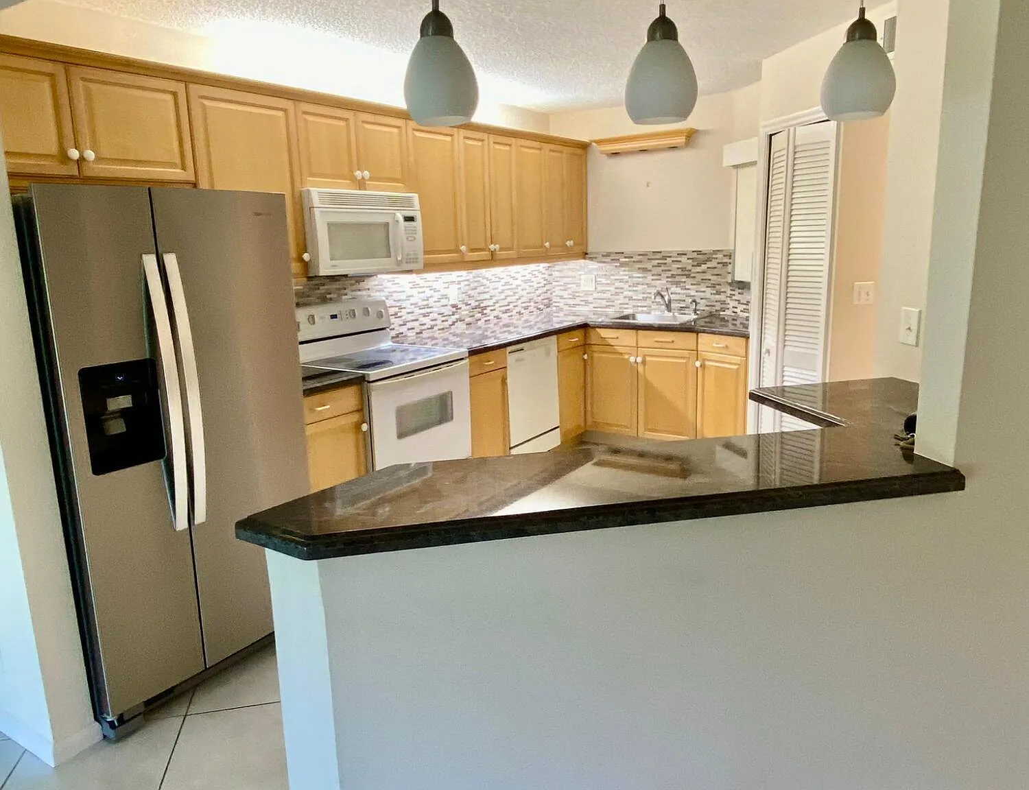 2 bed, 2.0 bath, 1230 sqft, $2,450 — Photo 1