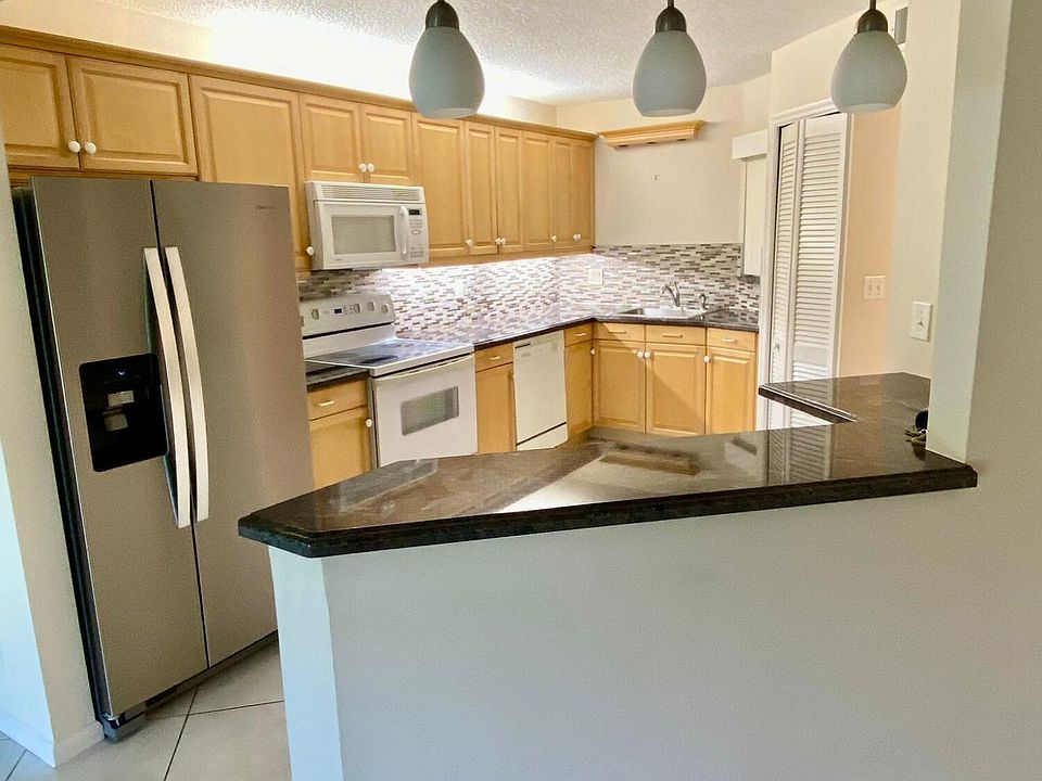 1st image of 5900 Camino Del Sol APT 206