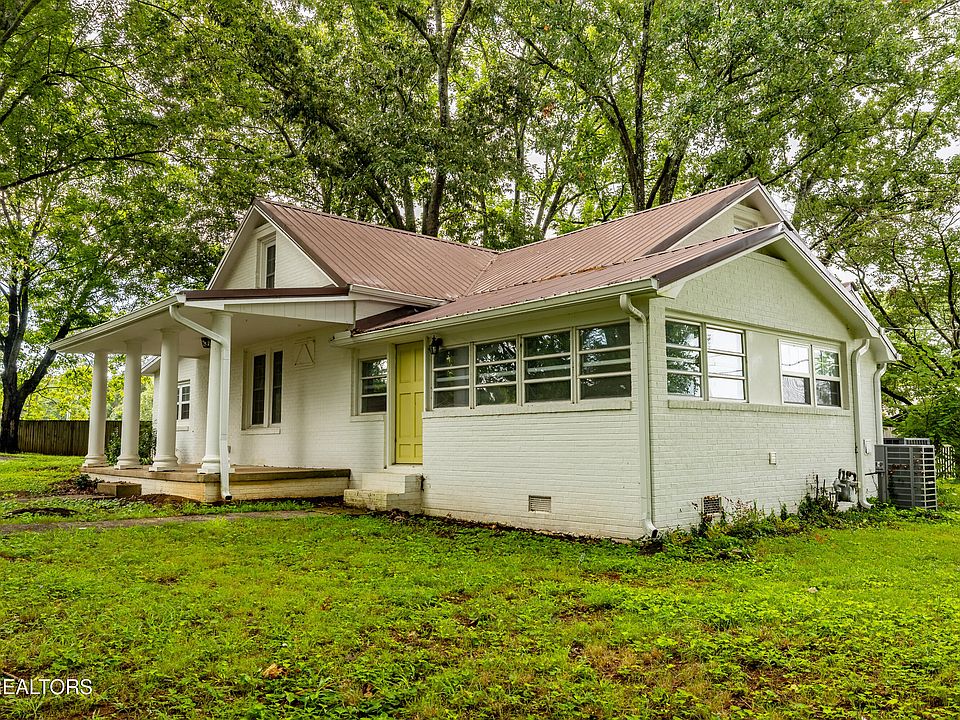 1st image of 104 Helms Dr