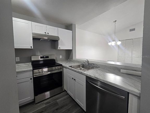 4th image of 5232 VIA HACIENDA CIRCLE #A217