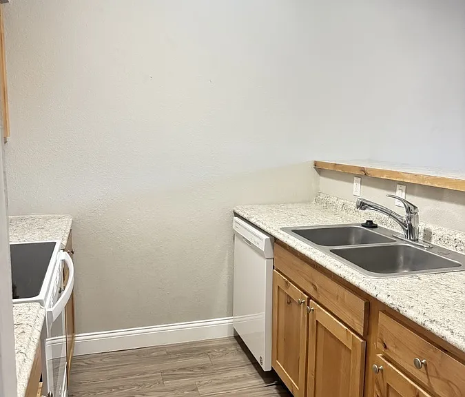 401 Turkey Creek Trl #206 — Photo 5