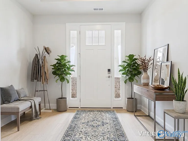 22619 Donahue Dr — Photo 2