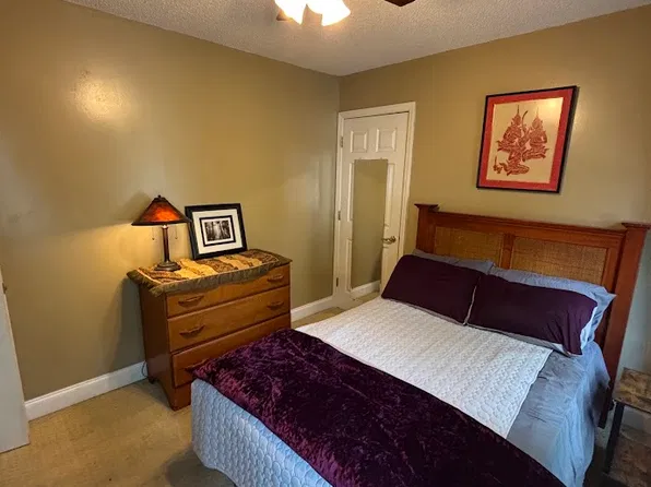 200 Edinburgh St, Summerville, SC 29483
