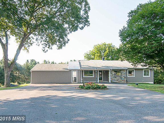 2nd image of 11297 Windsor Ct
